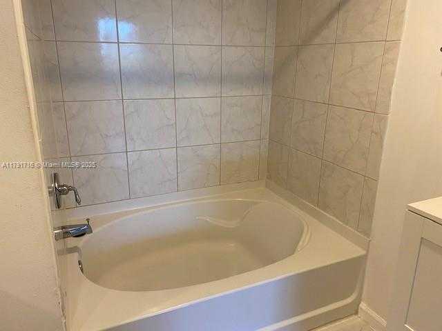 Small Image of 2775 NORTH EAST 187TH ST #311, Aventura Number 20
