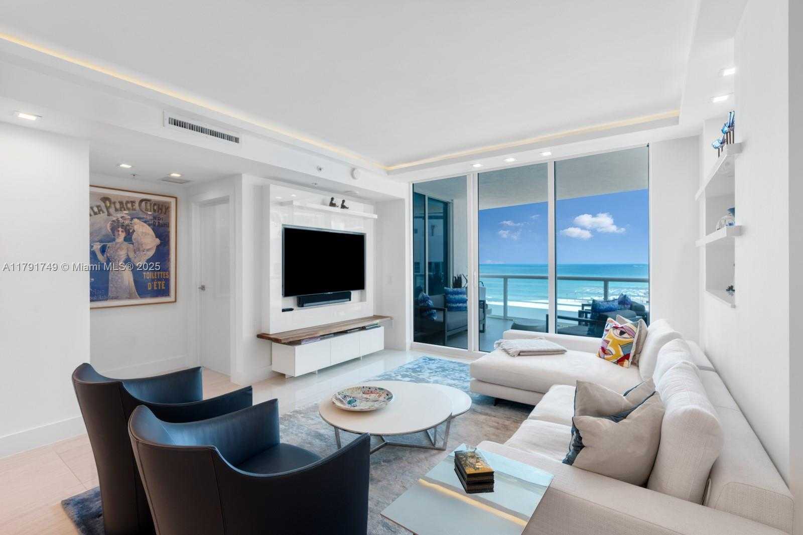 Small Image of 3801 COLLINS AVE #703, Miami Beach Number 2
