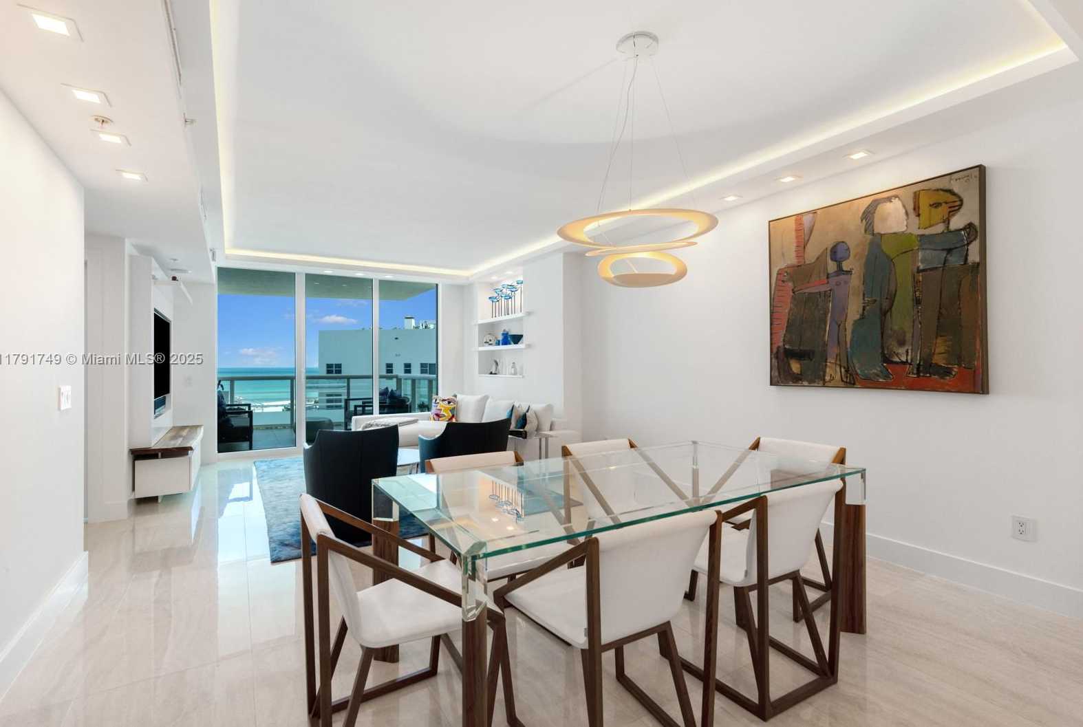 Small Image of 3801 COLLINS AVE #703, Miami Beach Number 5