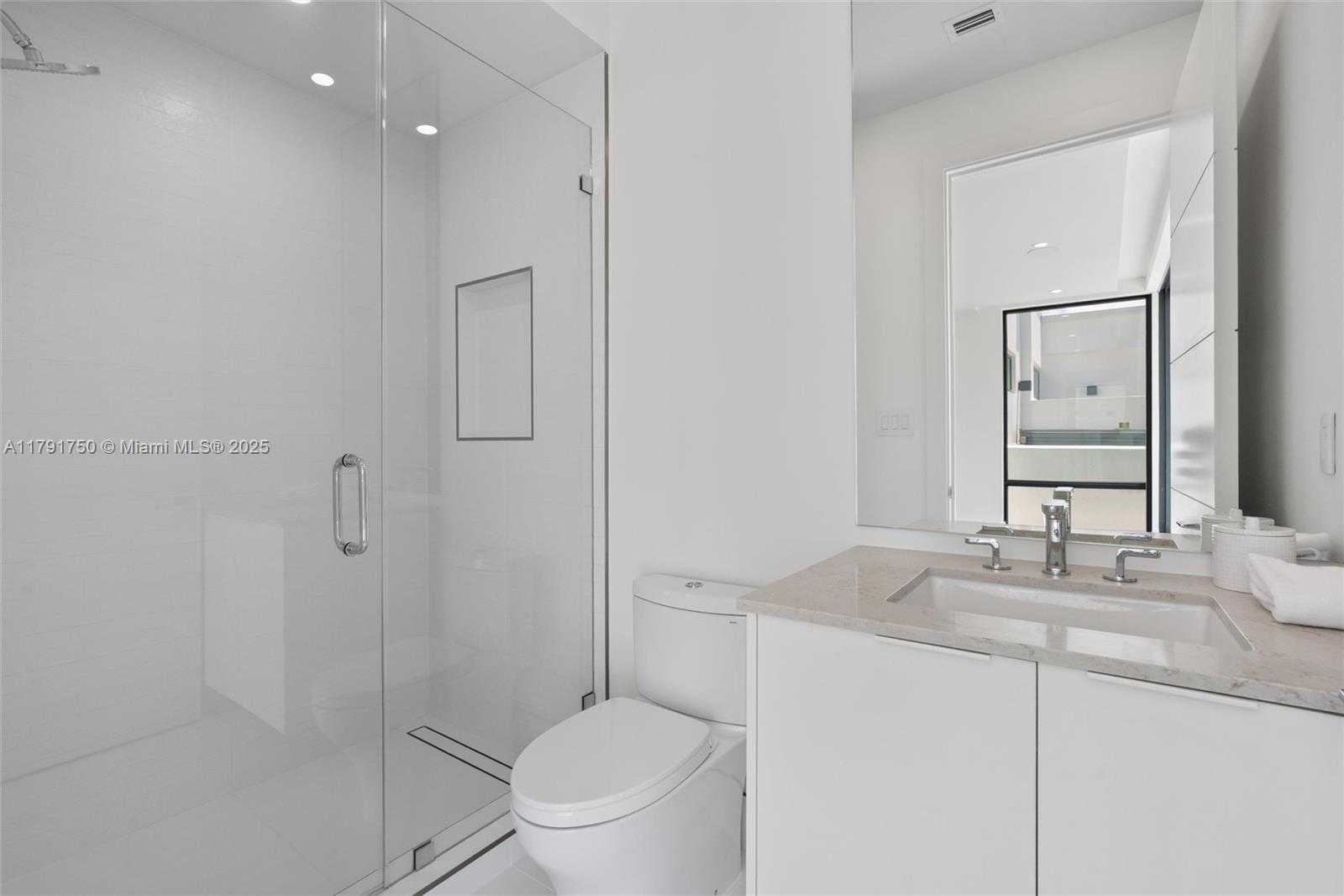 Small Image of 4008 NORTH EAST 167TH ST #6, North Miami Beach Number 16