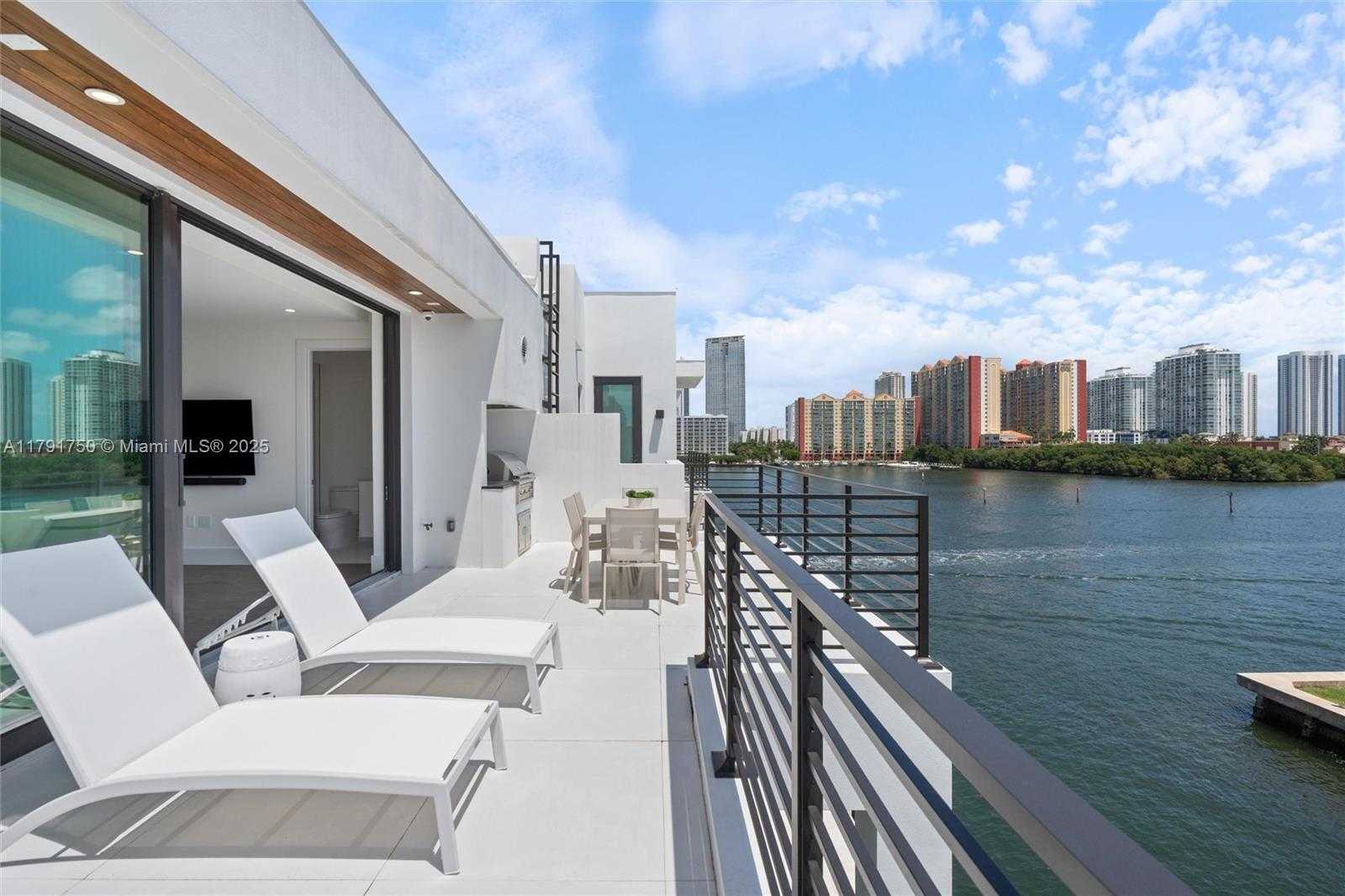 Small Image of 4008 NORTH EAST 167TH ST #6, North Miami Beach Number 27
