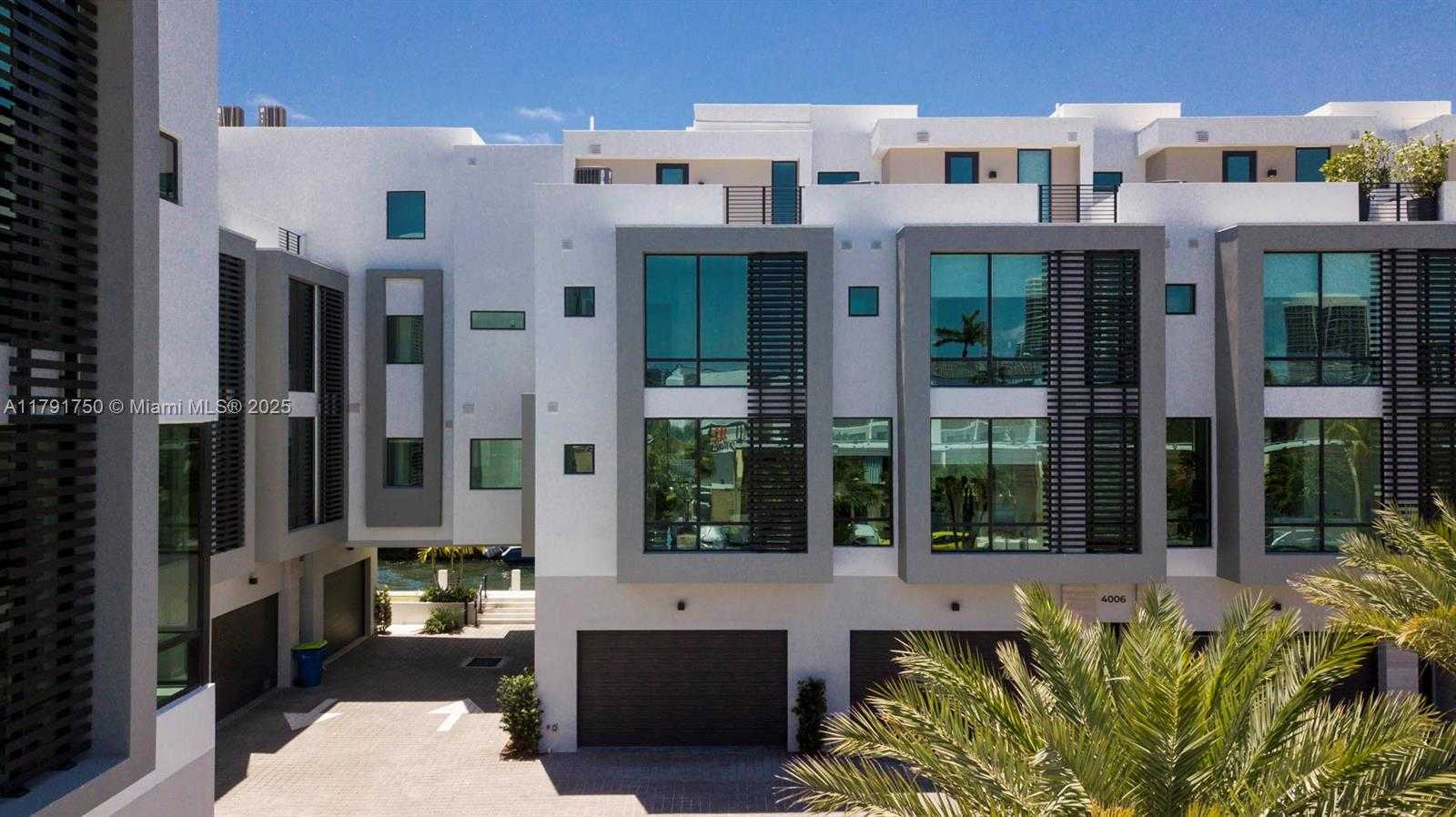 Small Image of 4008 NORTH EAST 167TH ST #6, North Miami Beach Number 30