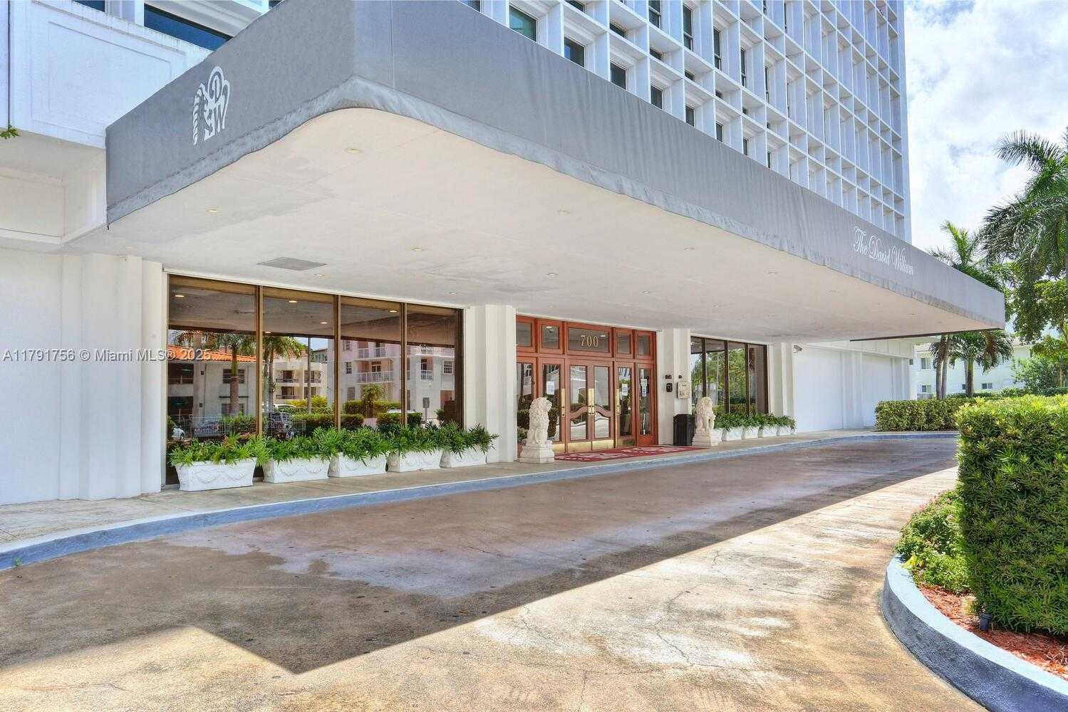 Small Image of 700 BILTMORE WAY #212, Coral Gables Number 2