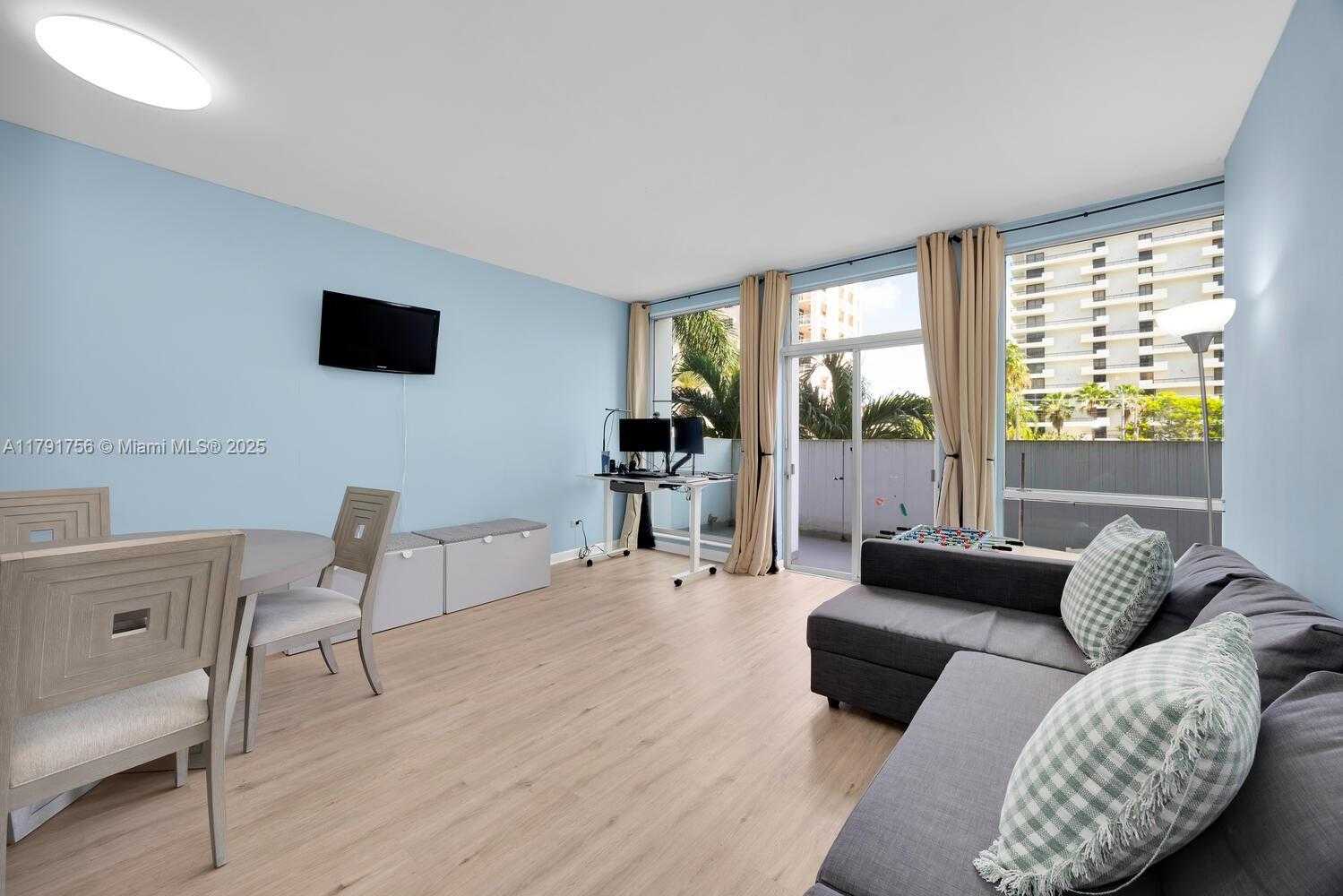 Small Image of 700 BILTMORE WAY #212, Coral Gables Number 5