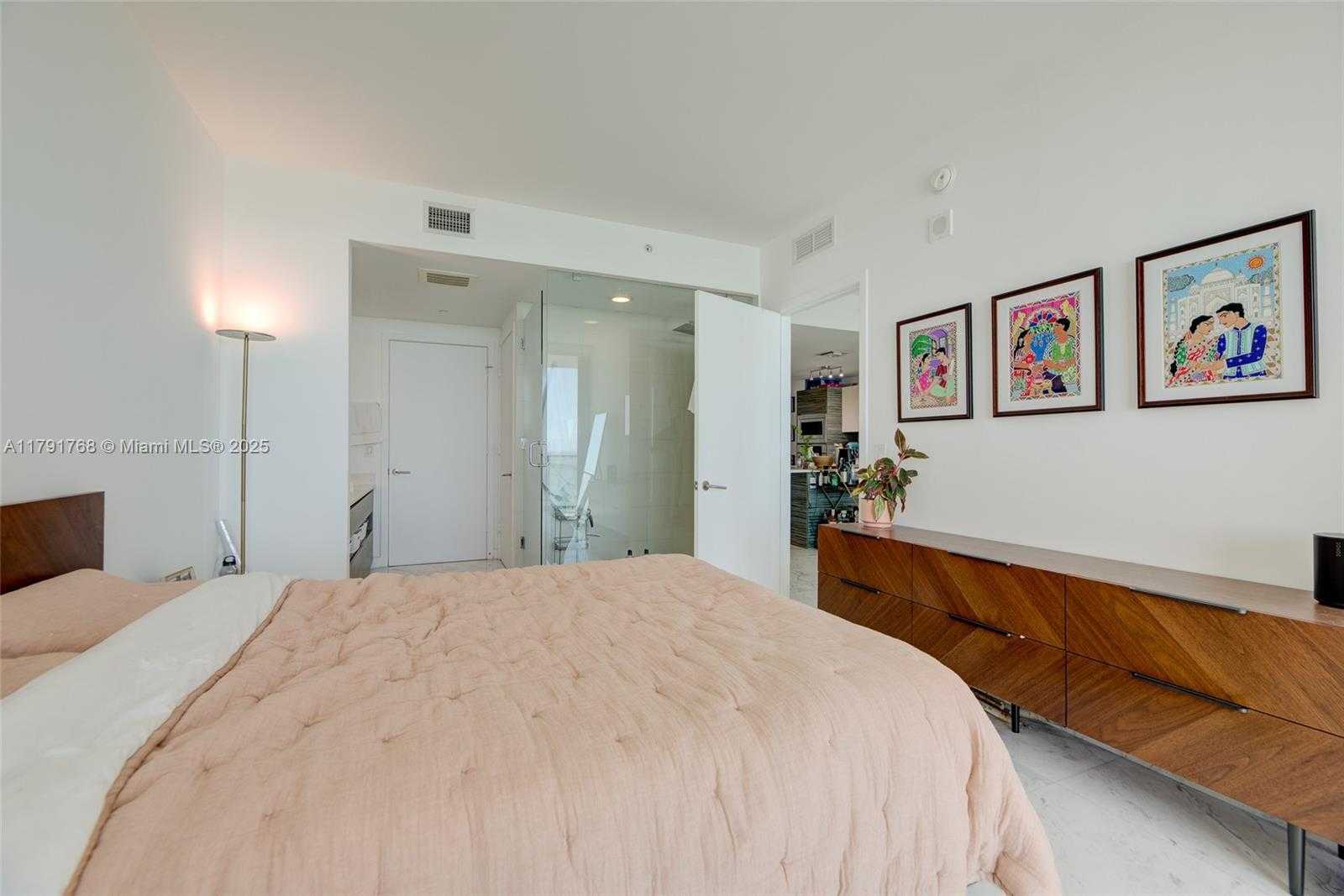 Small Image of 460 NORTH EAST 28TH ST #3606, Miami Number 18
