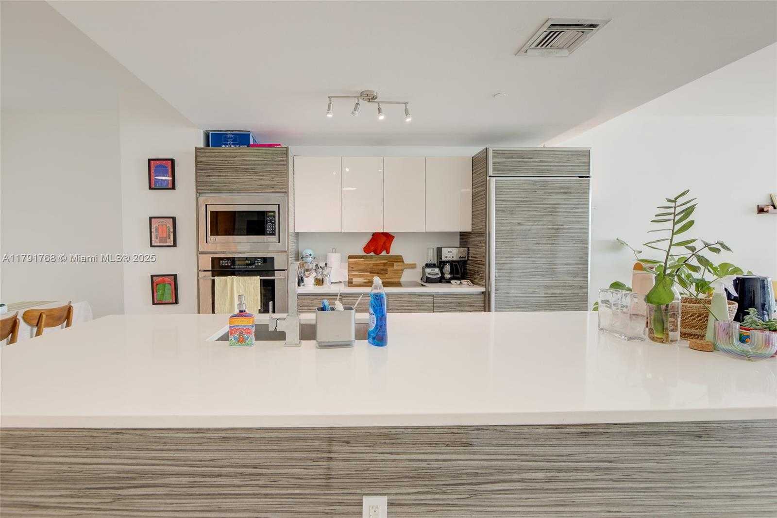 Small Image of 460 NORTH EAST 28TH ST #3606, Miami Number 5