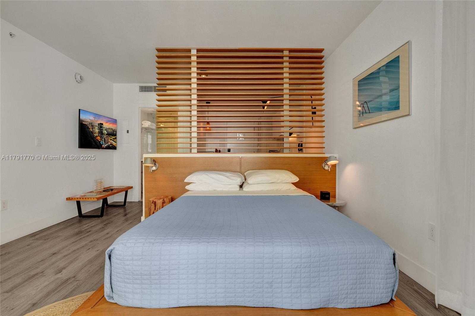 Small Image of 6080 COLLINS AVE #508, Miami Beach Number 12