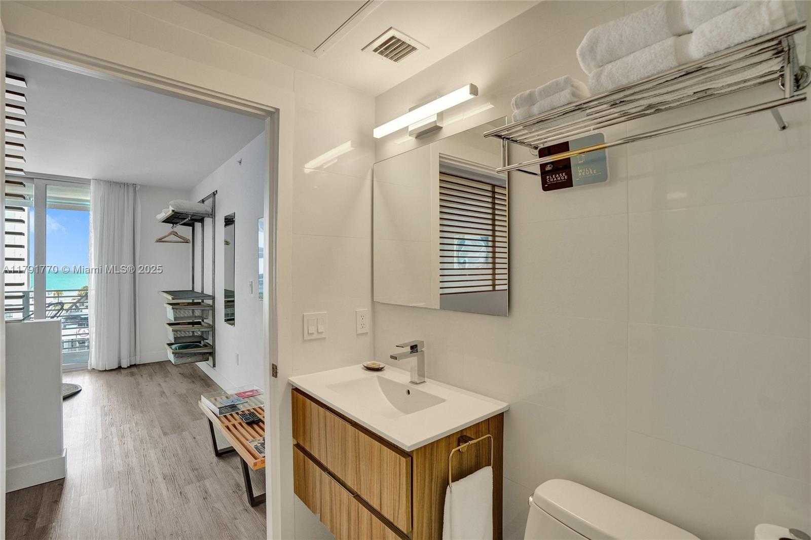 Small Image of 6080 COLLINS AVE #508, Miami Beach Number 15