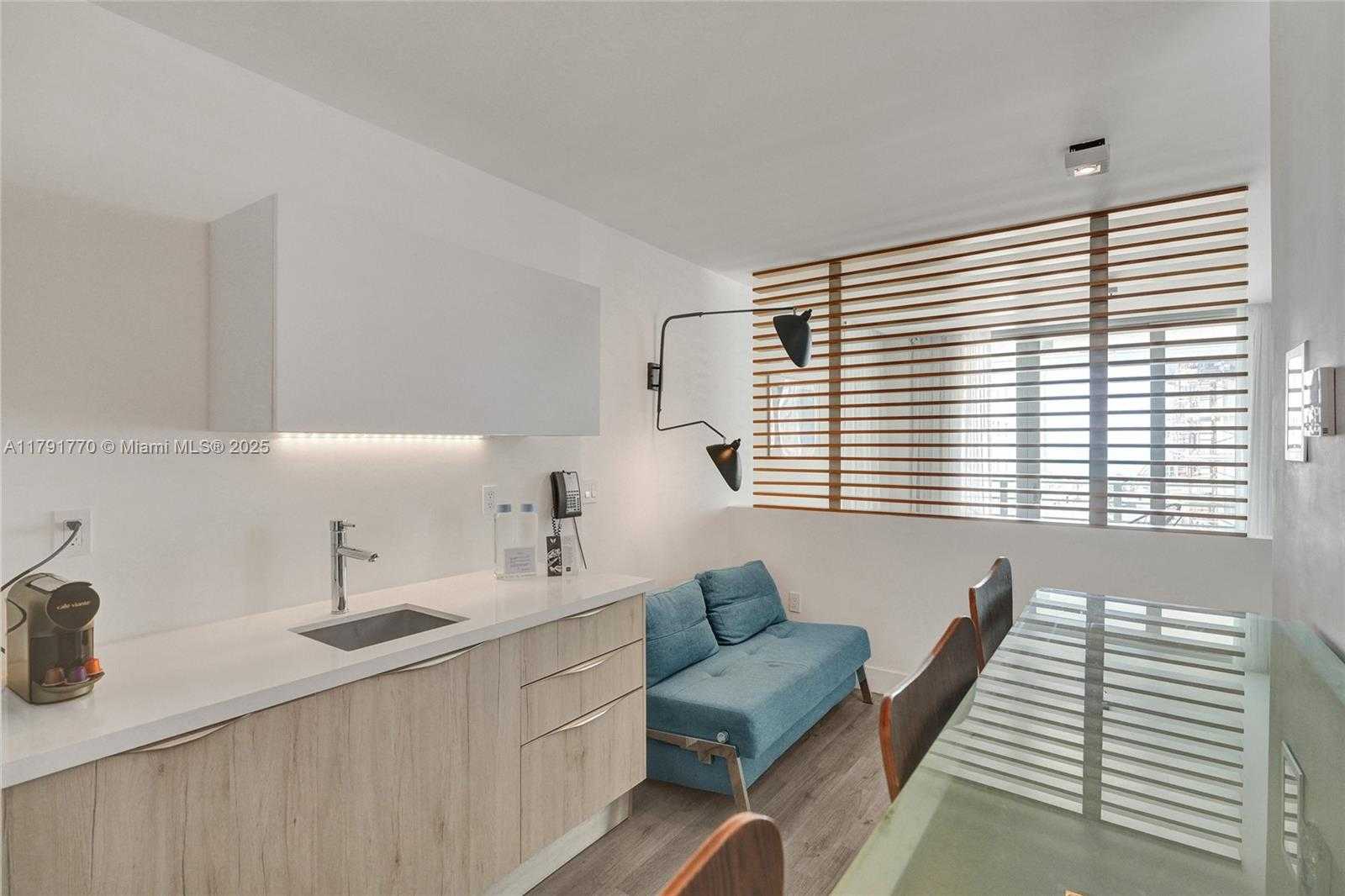 Small Image of 6080 COLLINS AVE #508, Miami Beach Number 6