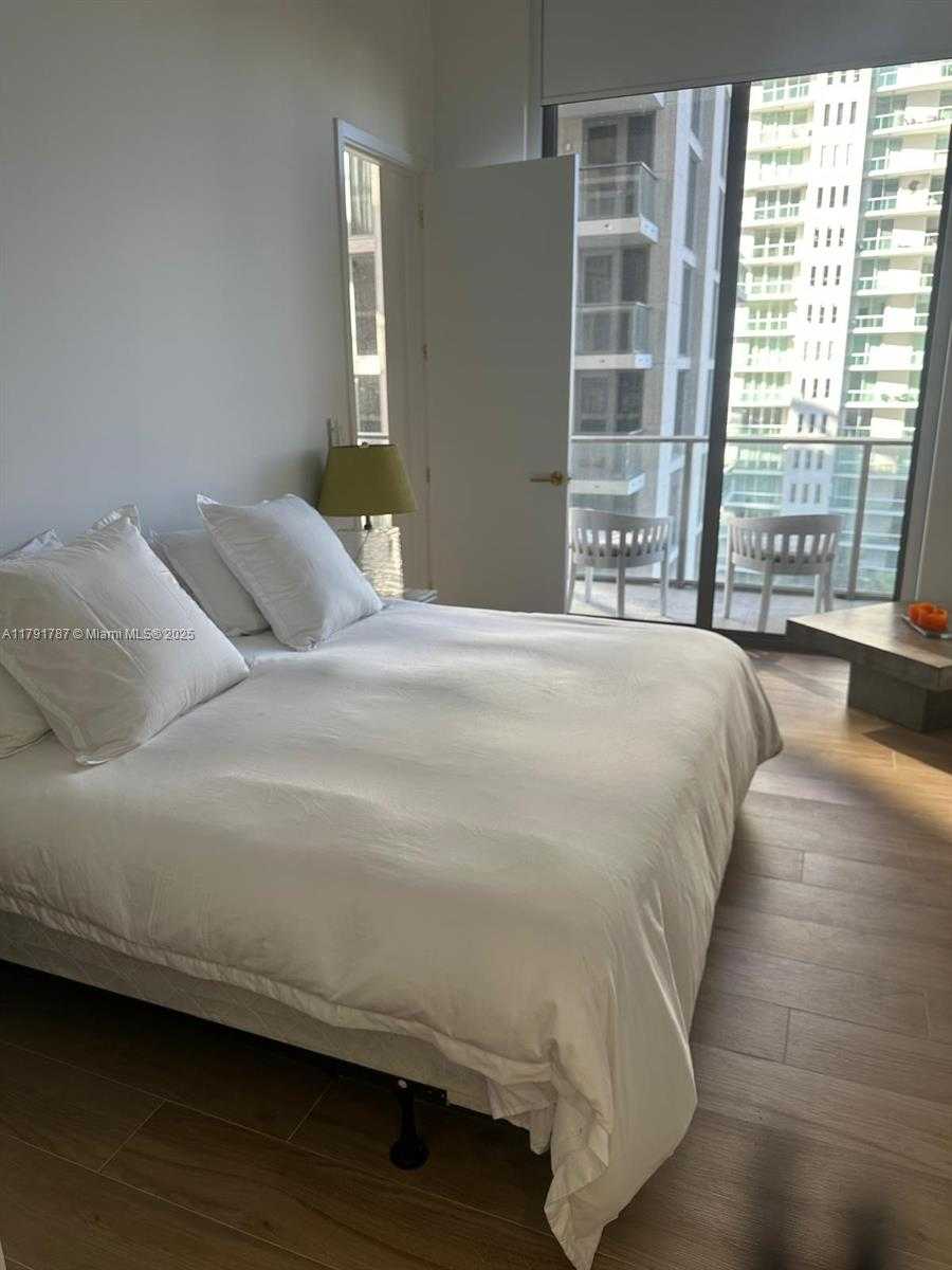 Small Image of 2655 SOUTH BAYSHORE DR #706, Miami Number 13