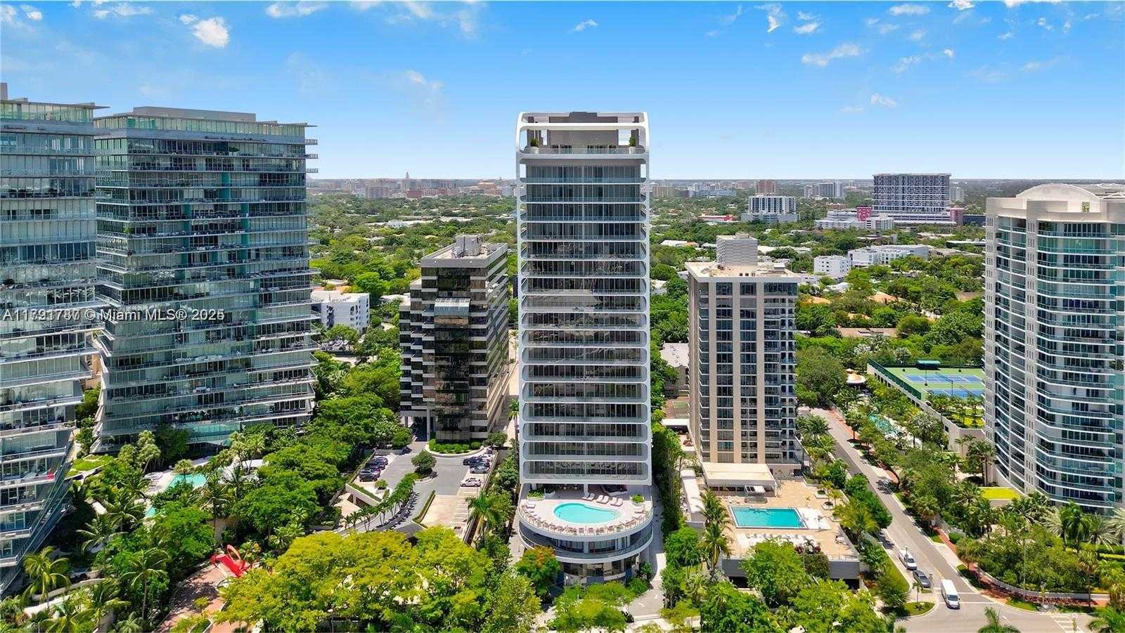 Small Image of 2655 SOUTH BAYSHORE DR #706, Miami Number 2