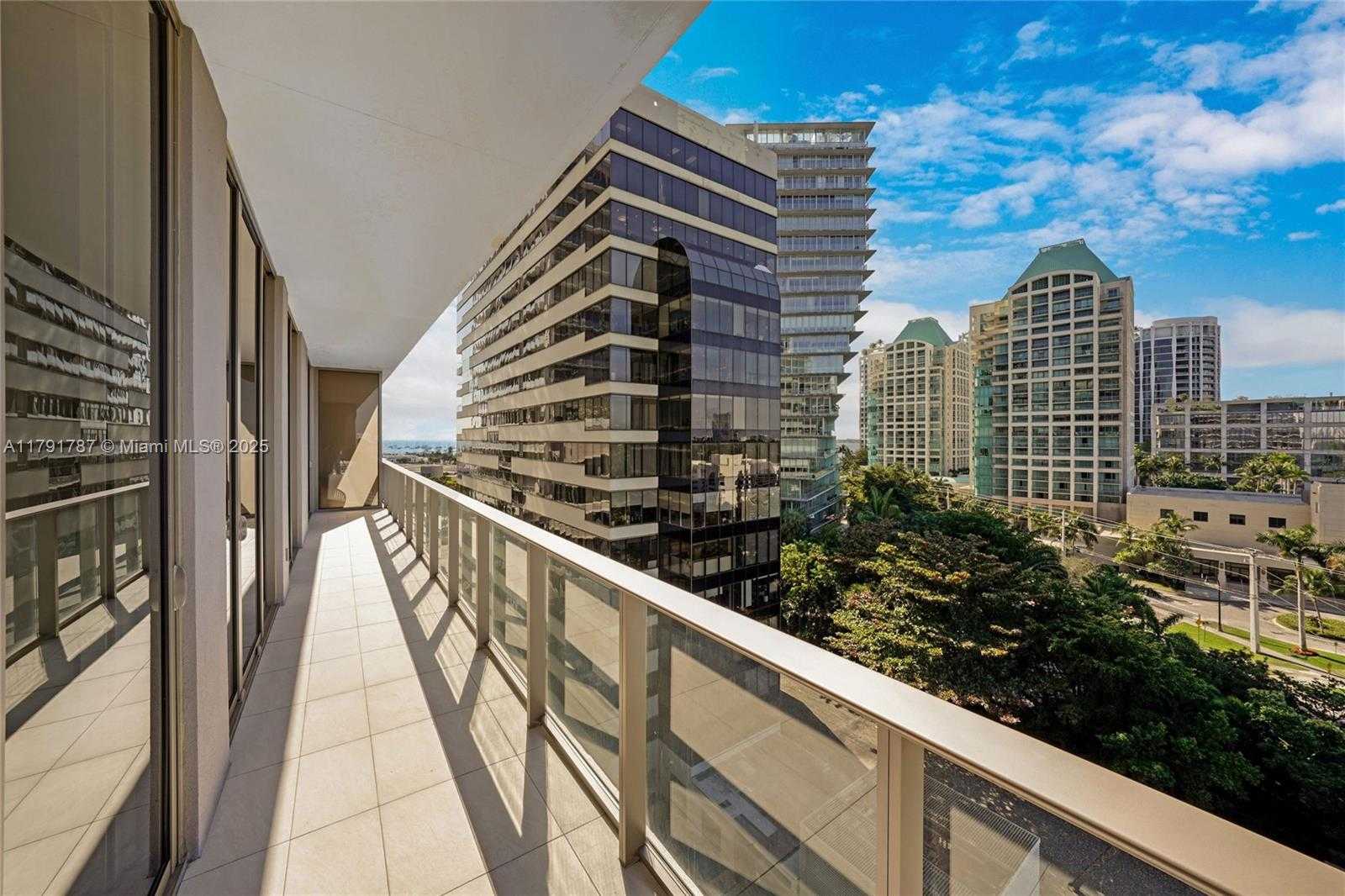 Small Image of 2655 SOUTH BAYSHORE DR #706, Miami Number 32