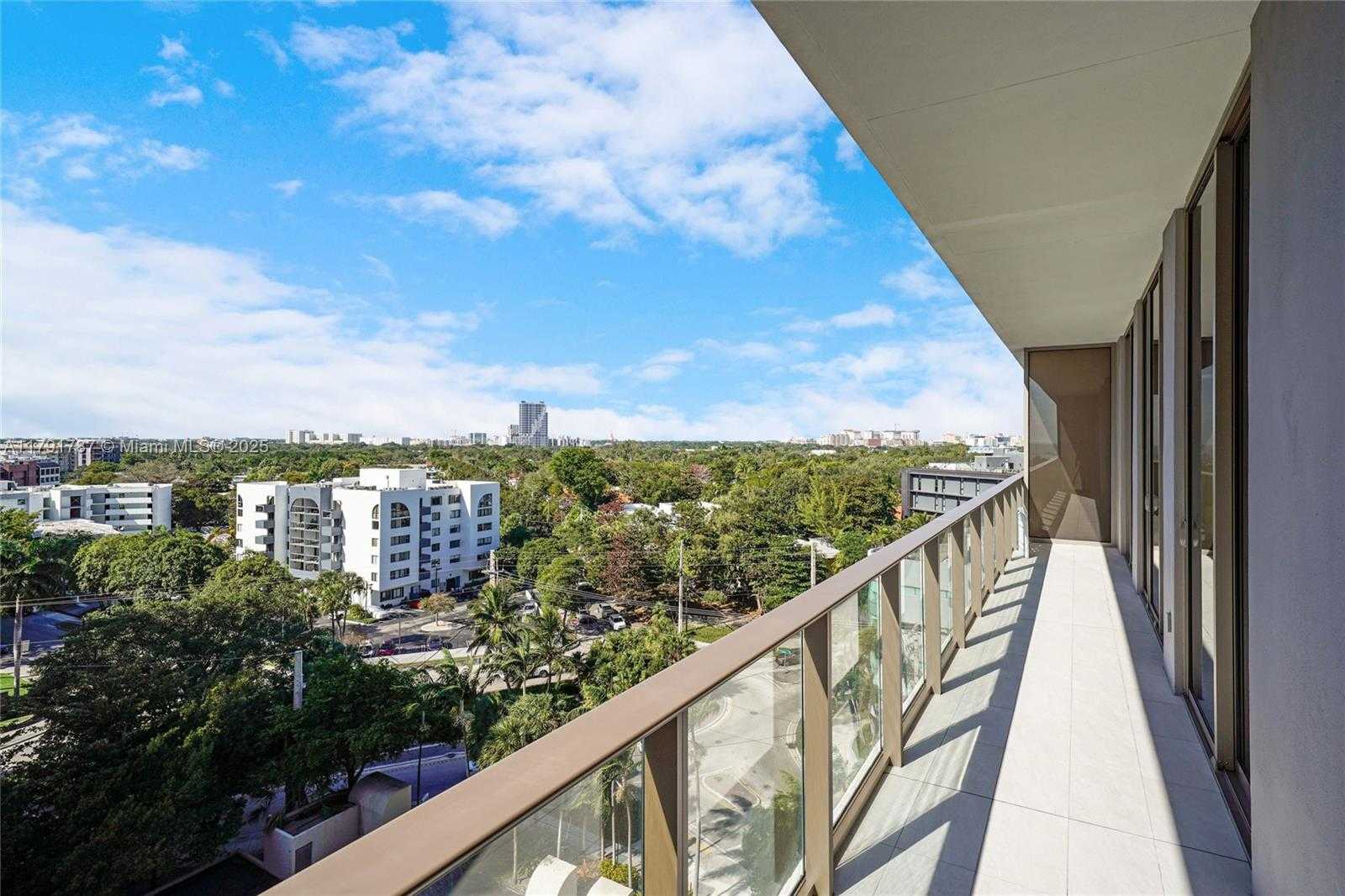 Small Image of 2655 SOUTH BAYSHORE DR #706, Miami Number 34
