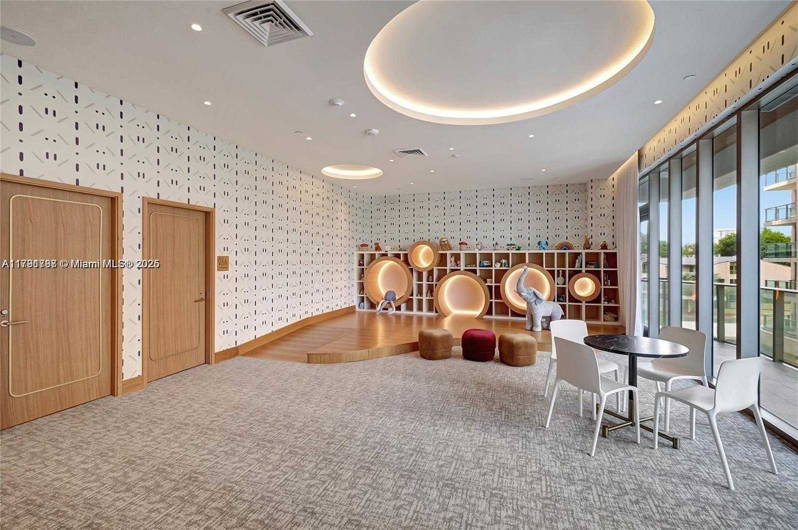 Small Image of 2655 SOUTH BAYSHORE DR #706, Miami Number 36