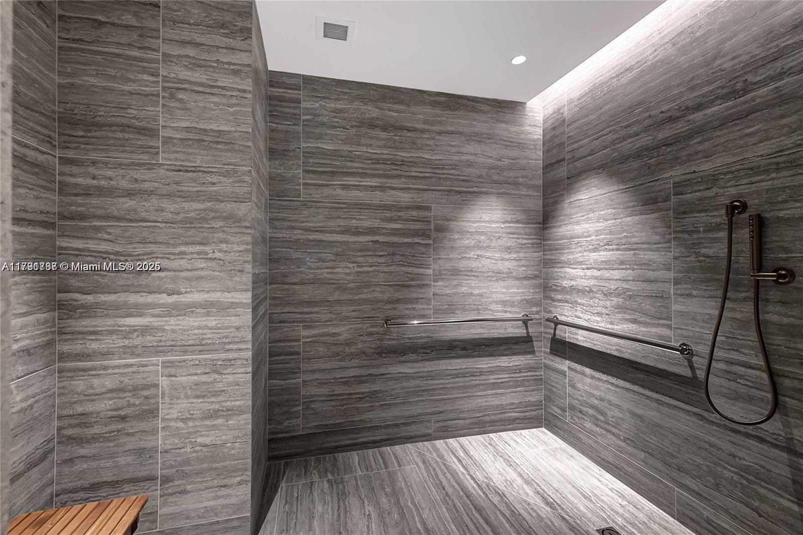 Small Image of 2655 SOUTH BAYSHORE DR #706, Miami Number 41