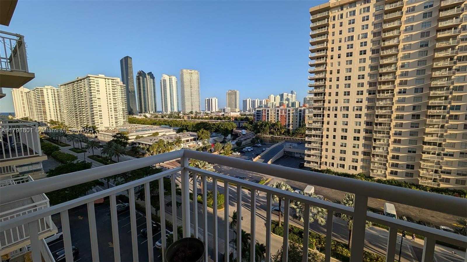 Small Image of 251 174TH ST #911, Sunny Isles Beach Number 14