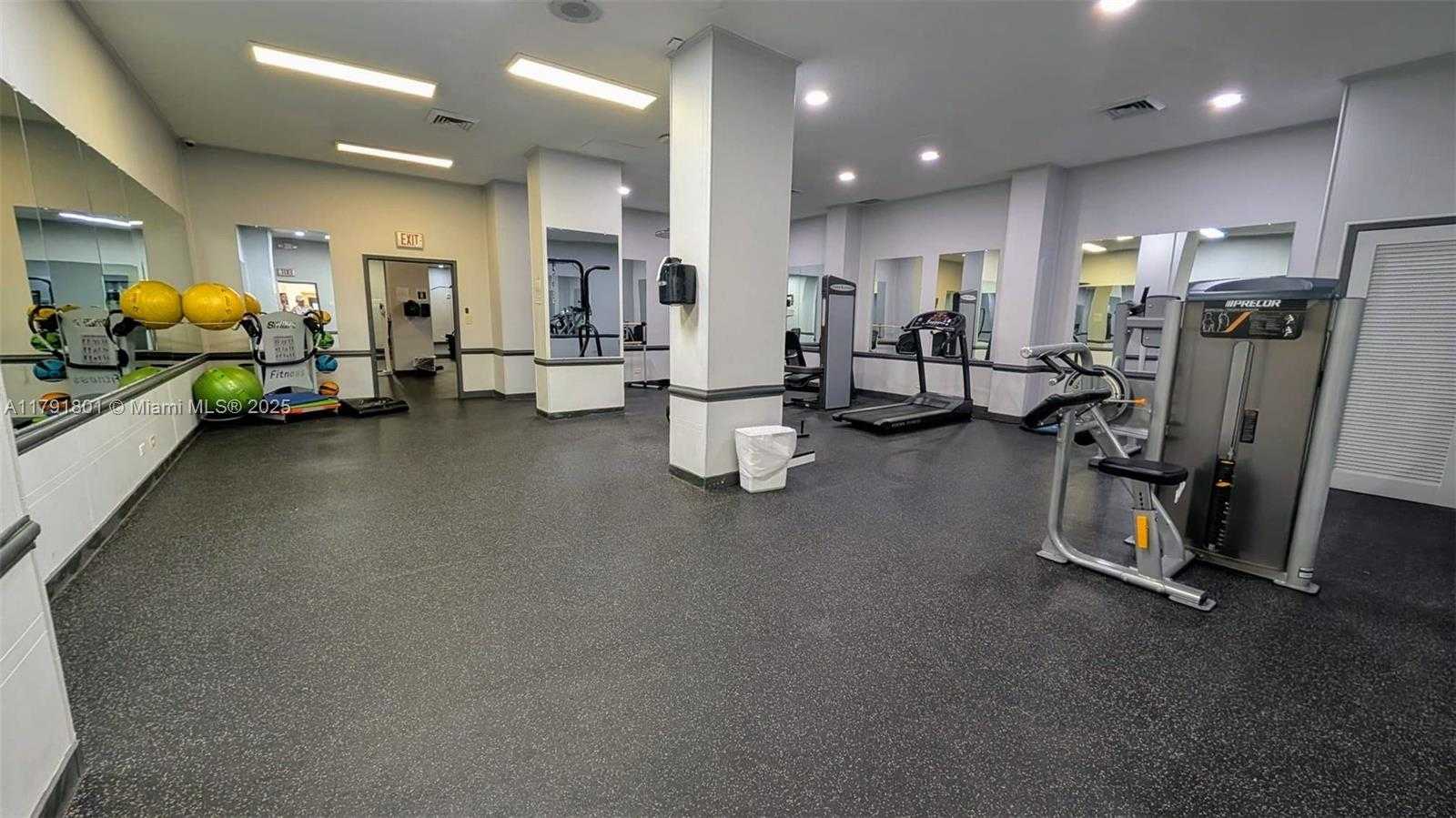Small Image of 251 174TH ST #911, Sunny Isles Beach Number 23