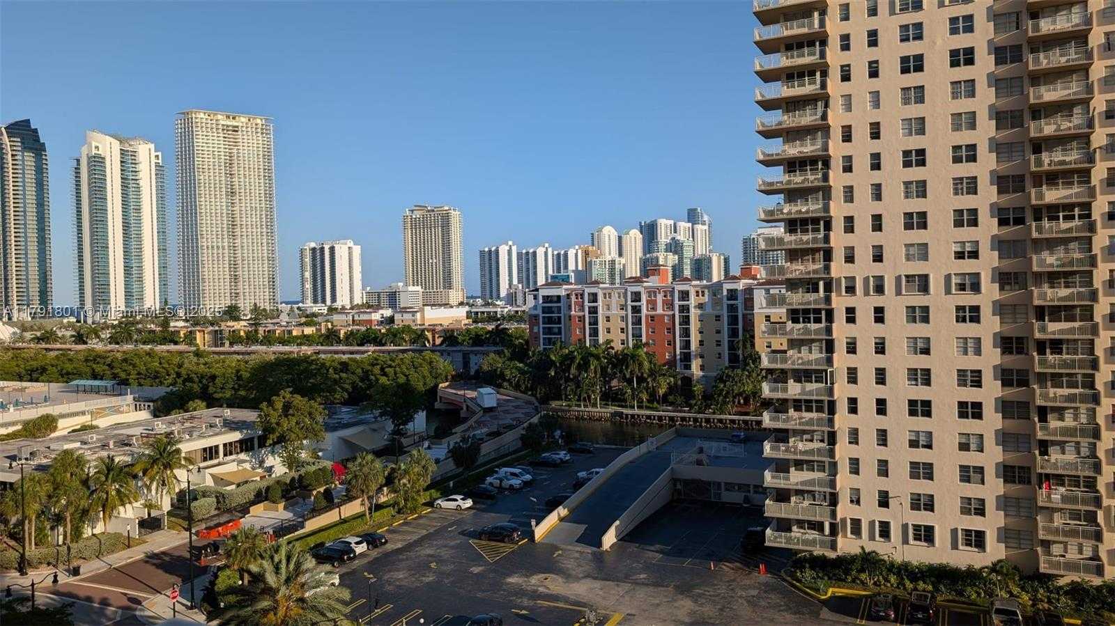 Small Image of 251 174TH ST #911, Sunny Isles Beach Number 28