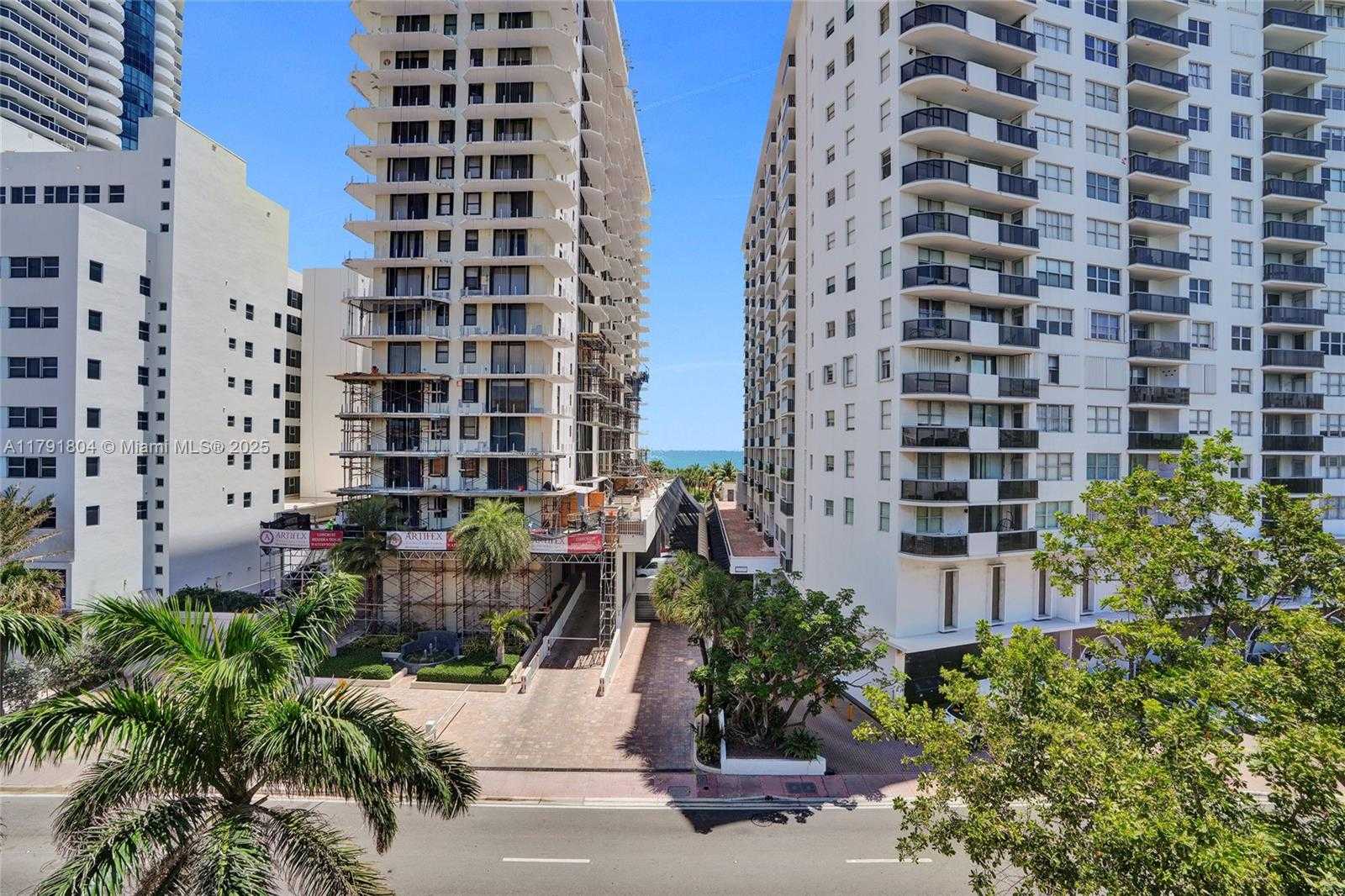 Small Image of 6080 COLLINS AVE #520, Miami Beach Number 20