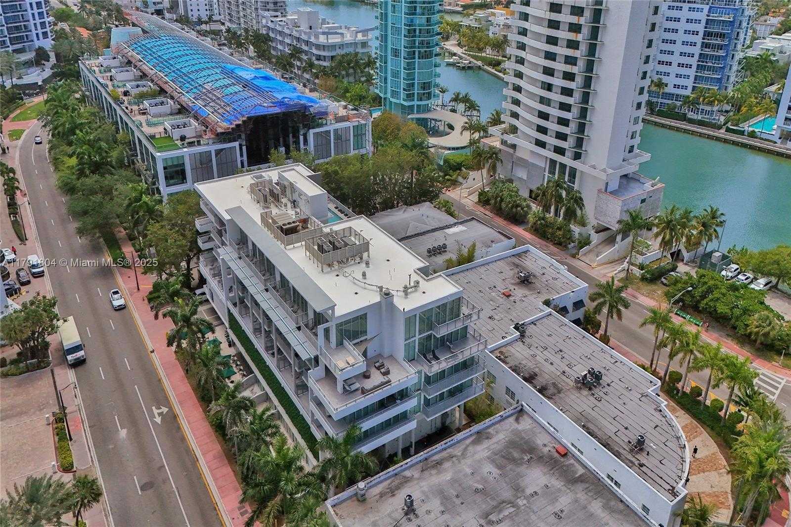 Small Image of 6080 COLLINS AVE #520, Miami Beach Number 32