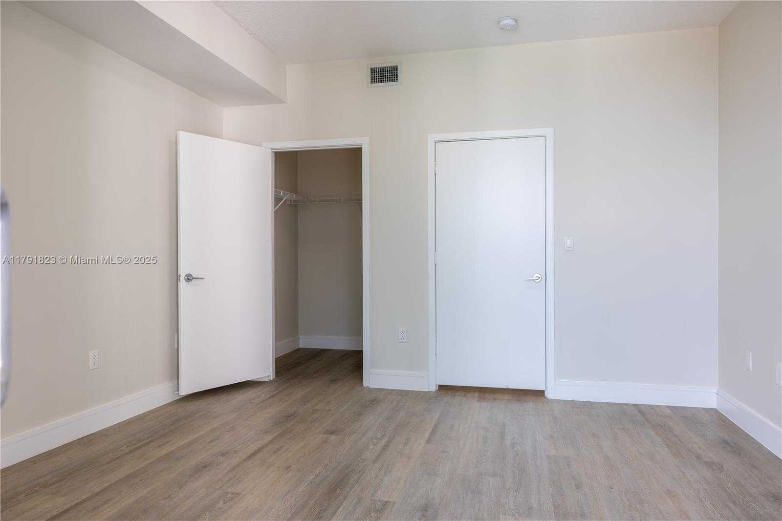 Small Image of 79 SOUTH WEST 12TH ST #1403-S, Miami Number 15