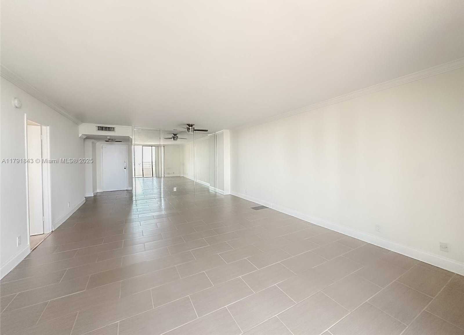Small Image of 2500 PARKVIEW DR #2004, Hallandale Beach Number 13