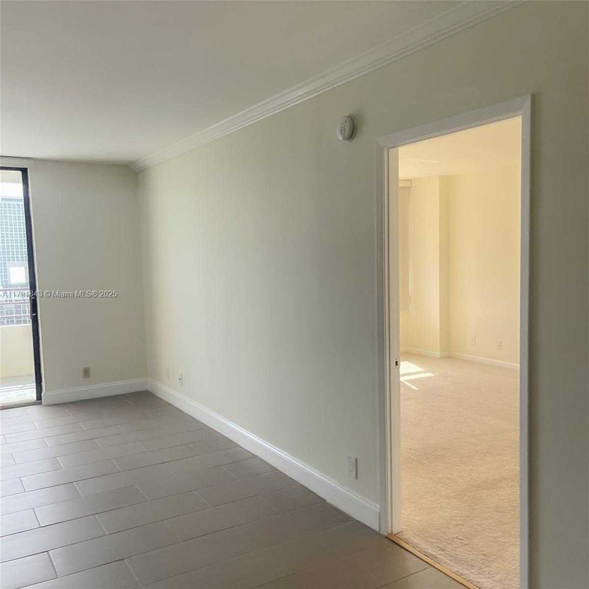 Small Image of 2500 PARKVIEW DR #2004, Hallandale Beach Number 16