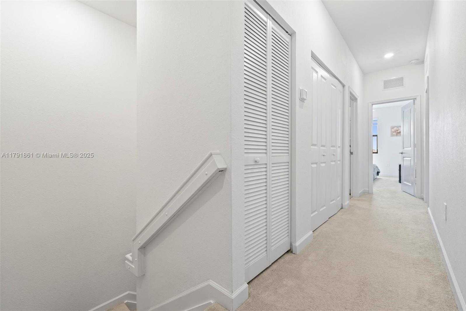 Small Image of 24676 SOUTH WEST 119TH CT, Homestead Number 18