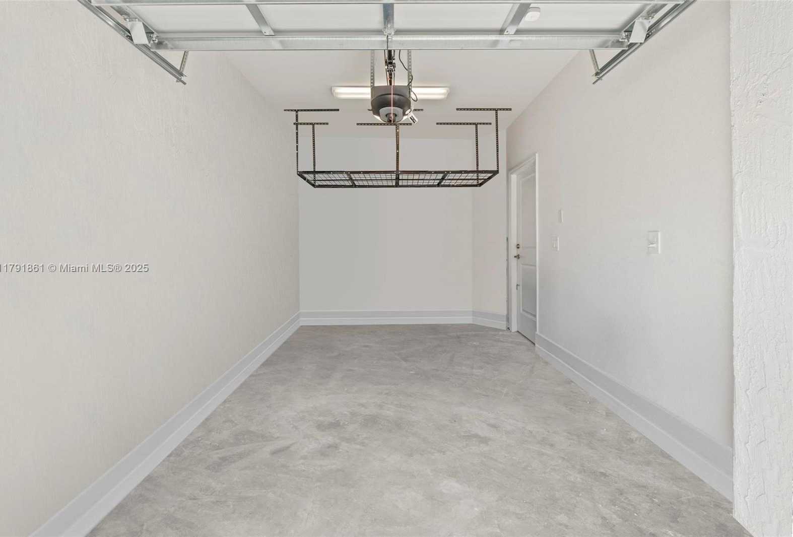 Small Image of 24676 SOUTH WEST 119TH CT, Homestead Number 34