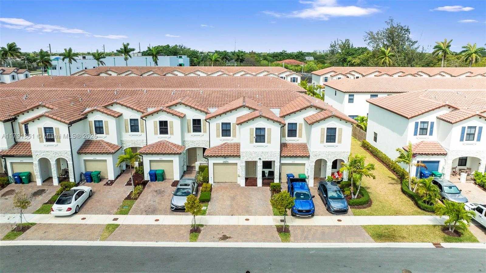 Small Image of 24676 SOUTH WEST 119TH CT, Homestead Number 38