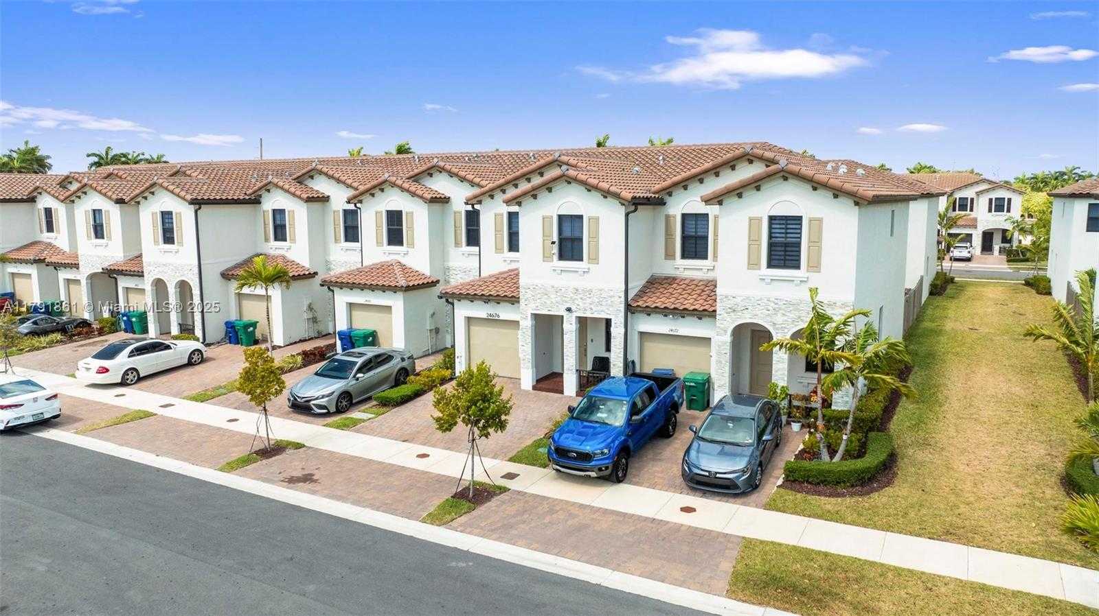 Small Image of 24676 SOUTH WEST 119TH CT, Homestead Number 39