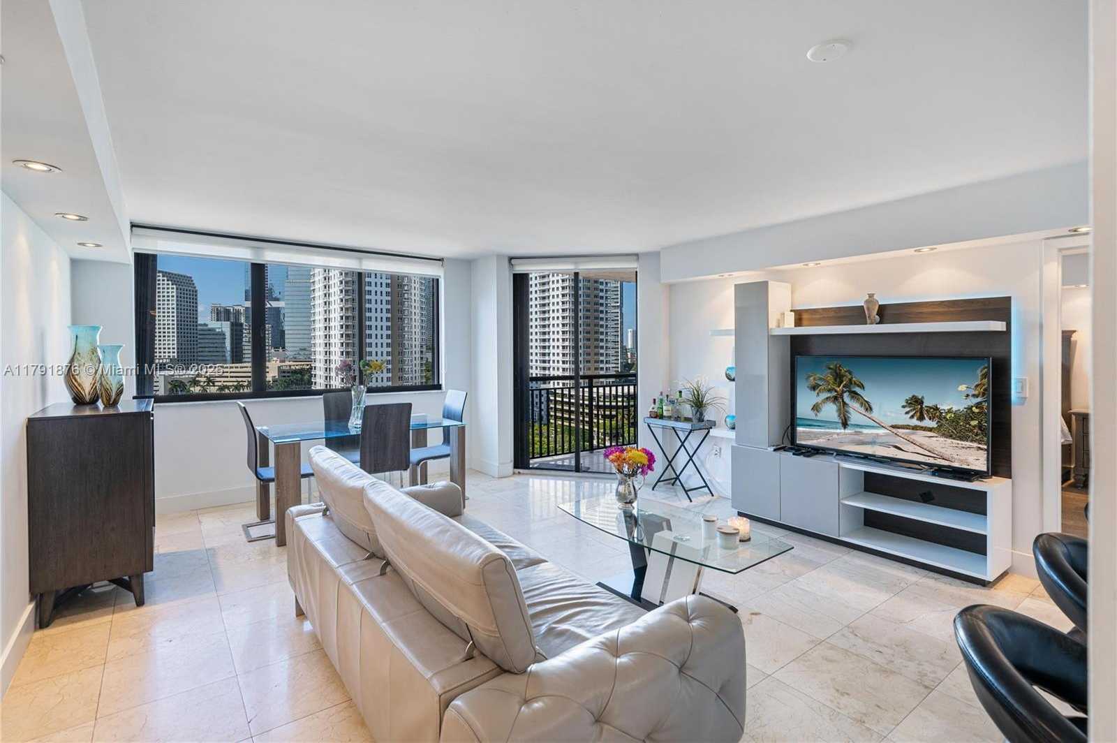 Small Image of 540 BRICKELL KEY DR #1411, Miami Number 8