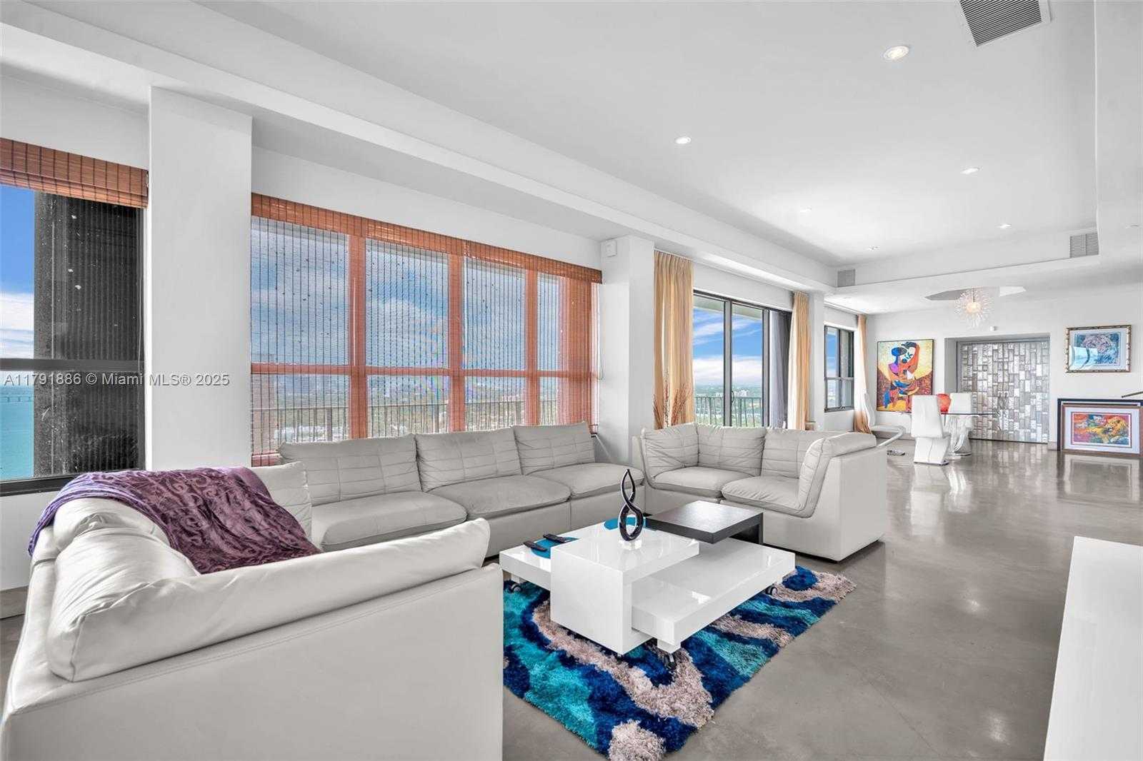 Small Image of 780 NORTH EAST 69TH ST #T-1A, Miami Number 12