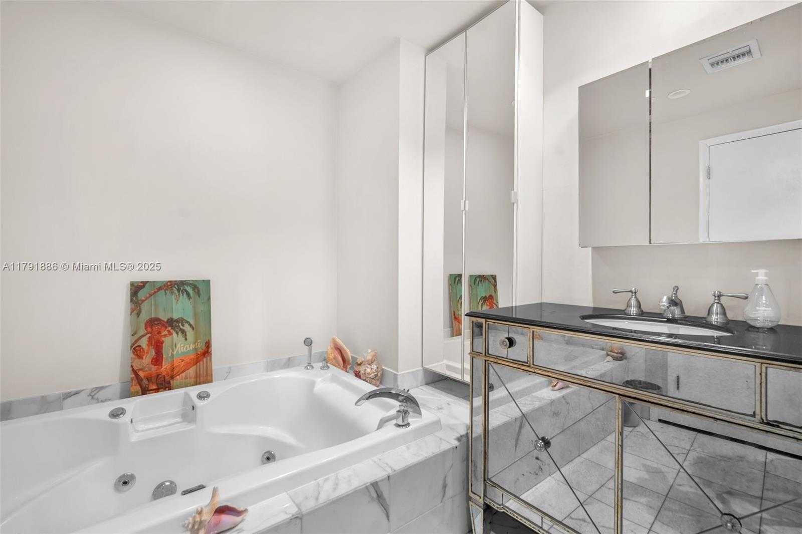 Small Image of 780 NORTH EAST 69TH ST #T-1A, Miami Number 37