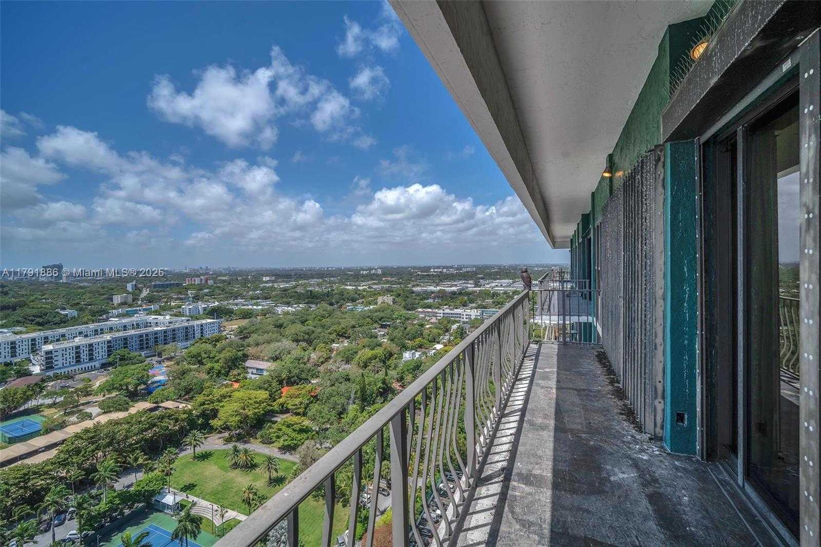 Small Image of 780 NORTH EAST 69TH ST #T-1A, Miami Number 43