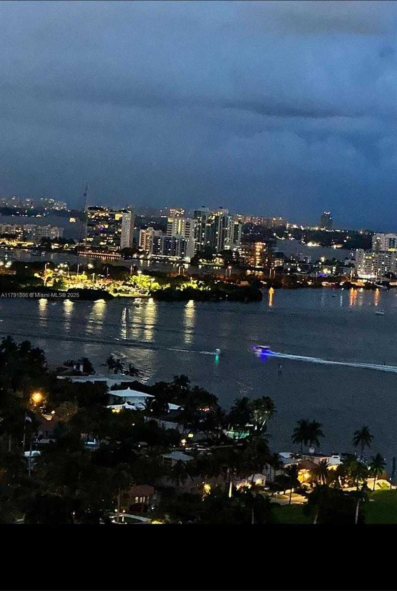 Small Image of 780 NORTH EAST 69TH ST #T-1A, Miami Number 88