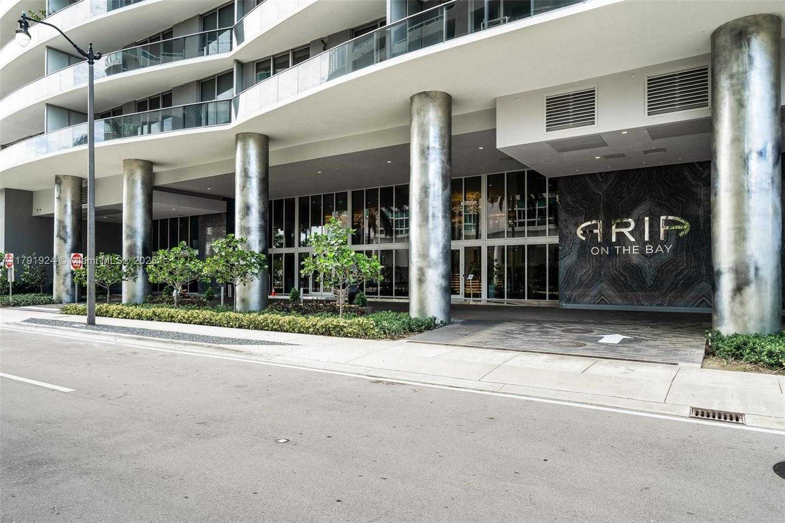 Small Image of 488 NORTH EAST 18TH ST #1708, Miami Number 4