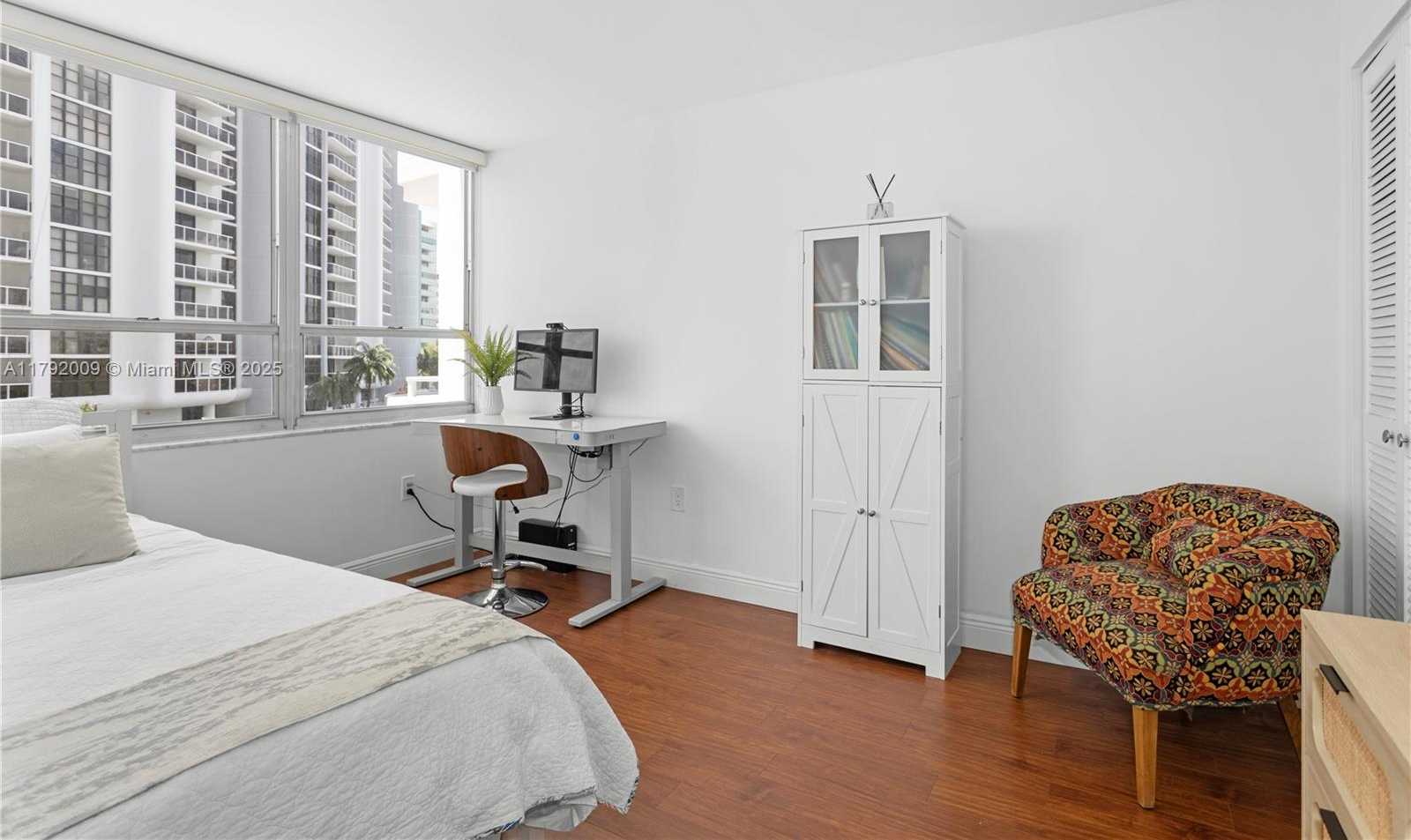 Small Image of 11 ISLAND AVE #407, Miami Beach Number 18