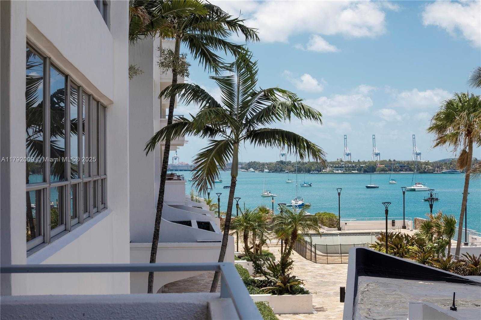 Small Image of 11 ISLAND AVE #407, Miami Beach Number 7