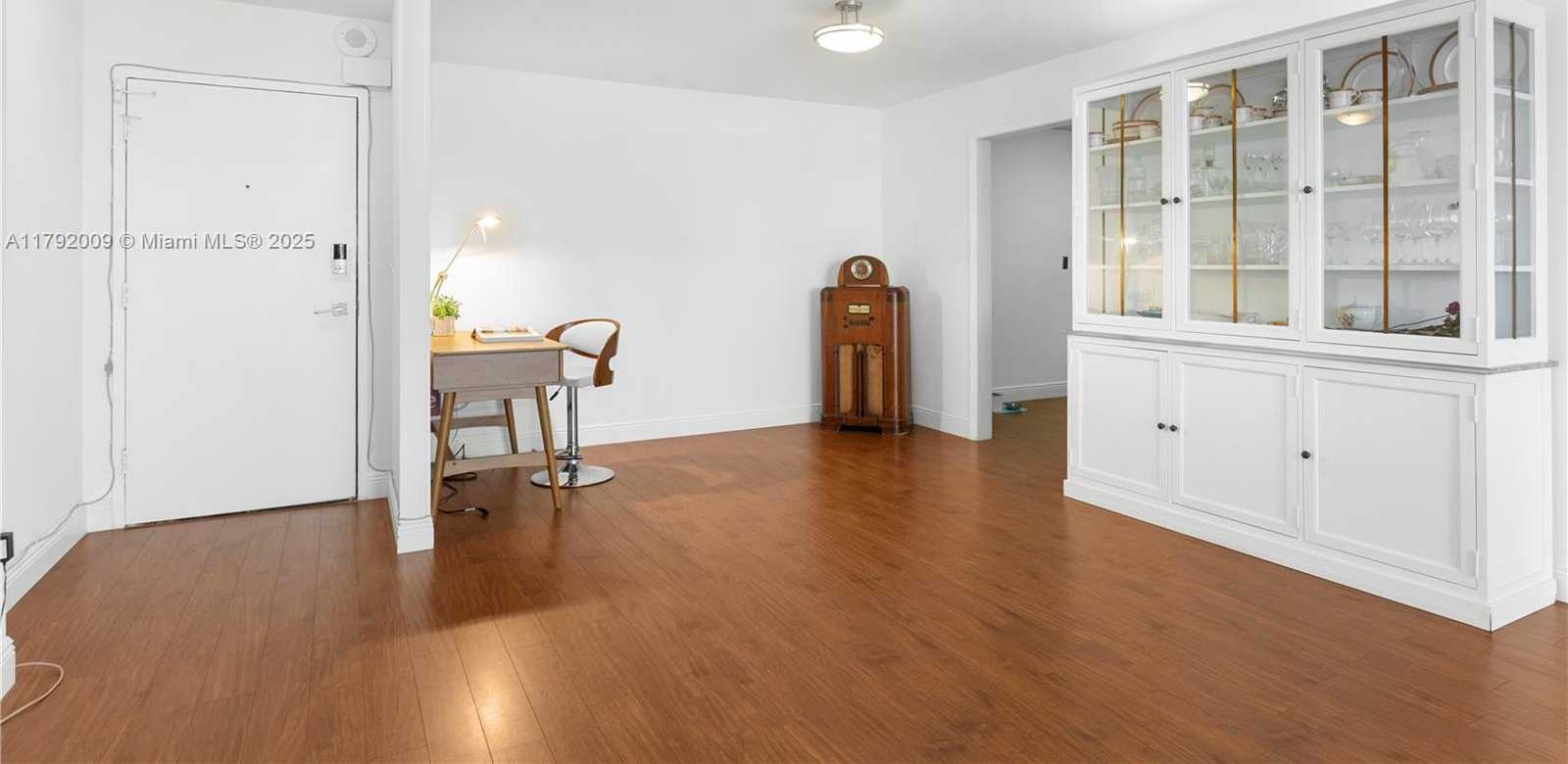 Small Image of 11 ISLAND AVE #407, Miami Beach Number 8