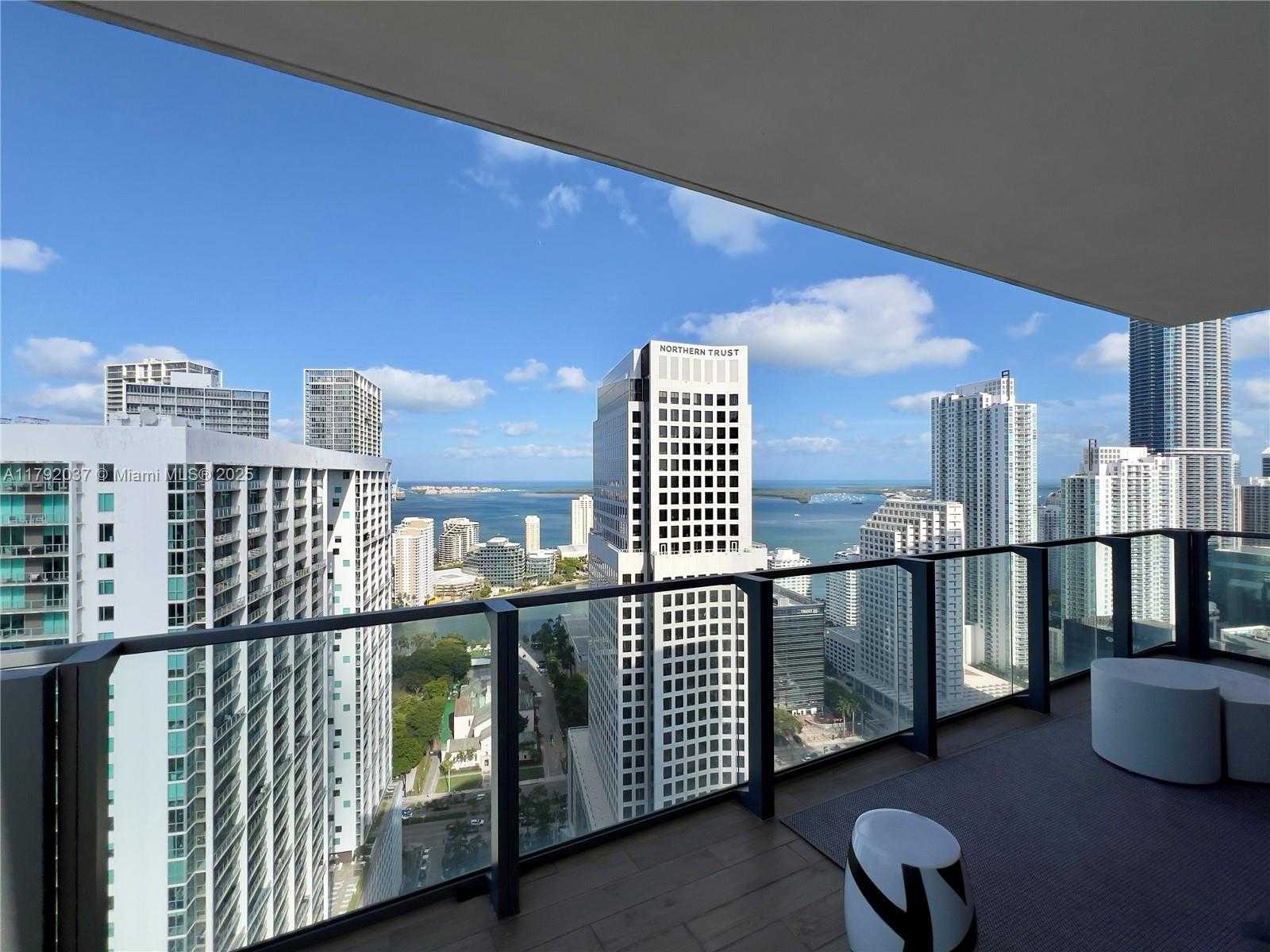 Small Image of 68 SOUTH EAST 6TH ST #3611, Miami Number 2