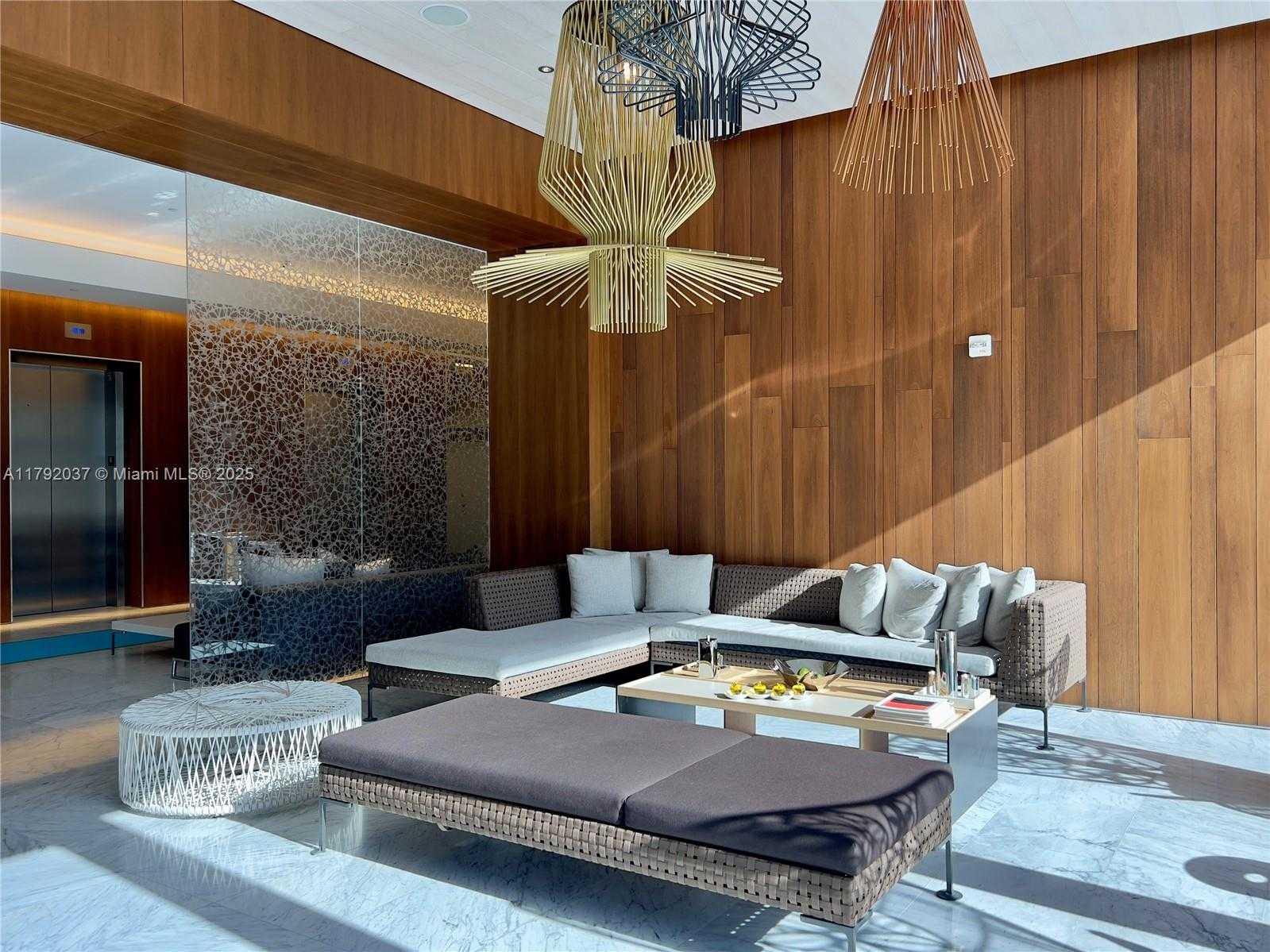 Small Image of 68 SOUTH EAST 6TH ST #3611, Miami Number 23