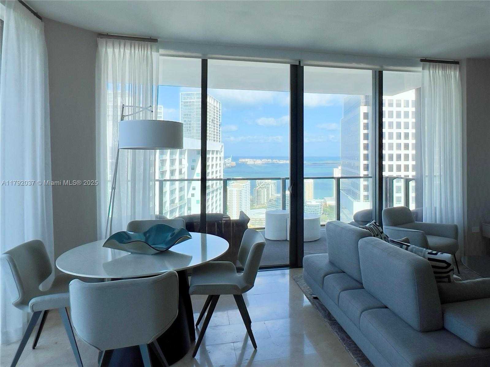 Small Image of 68 SOUTH EAST 6TH ST #3611, Miami Number 6
