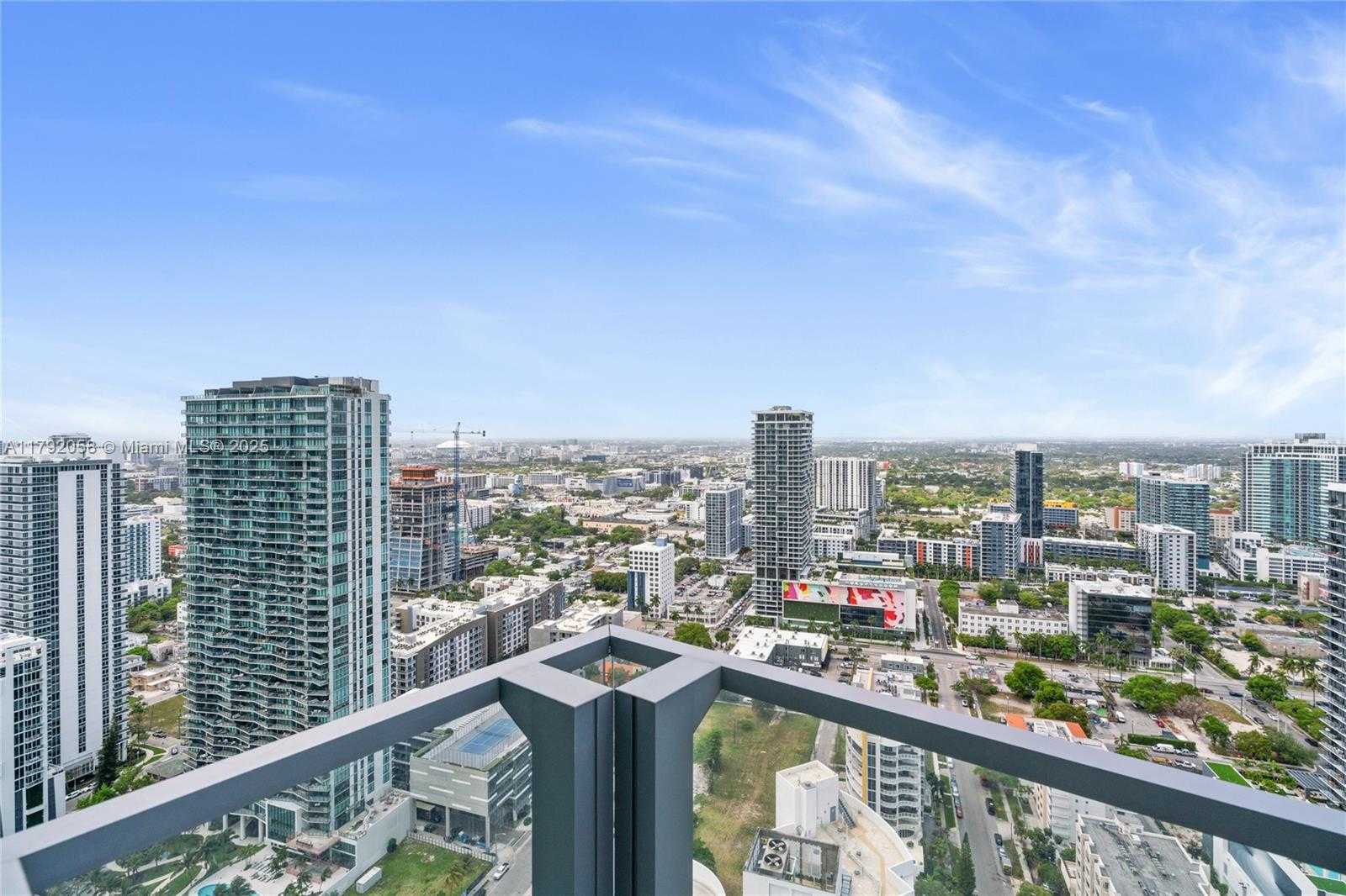Small Image of 2900 NORTH EAST 7TH AVE #3901, Miami Number 16