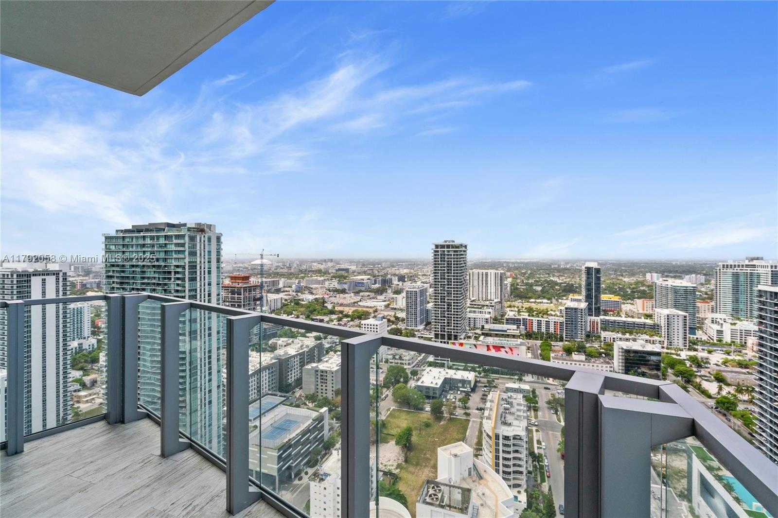 Small Image of 2900 NORTH EAST 7TH AVE #3901, Miami Number 18