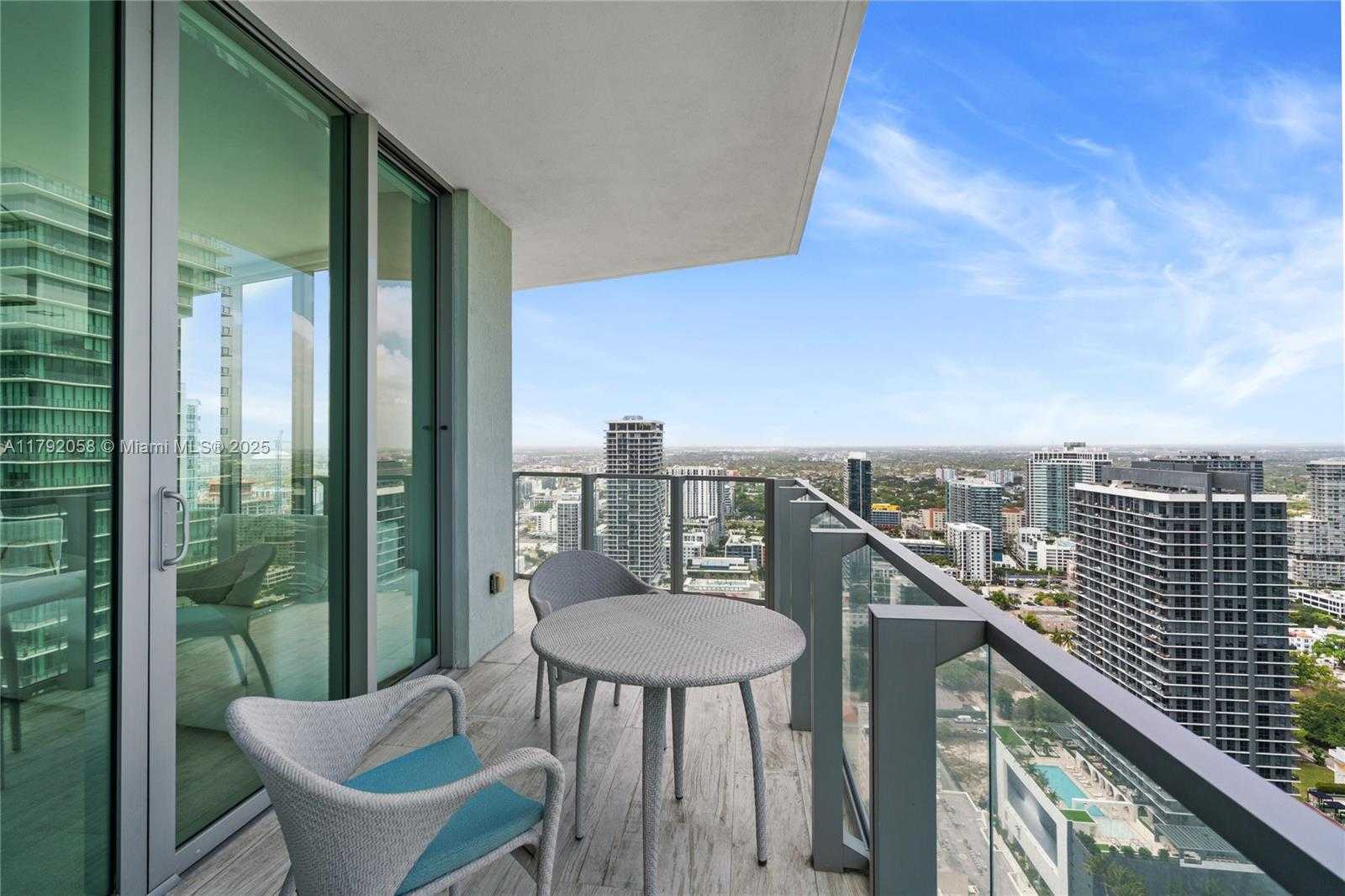 Small Image of 2900 NORTH EAST 7TH AVE #3901, Miami Number 23