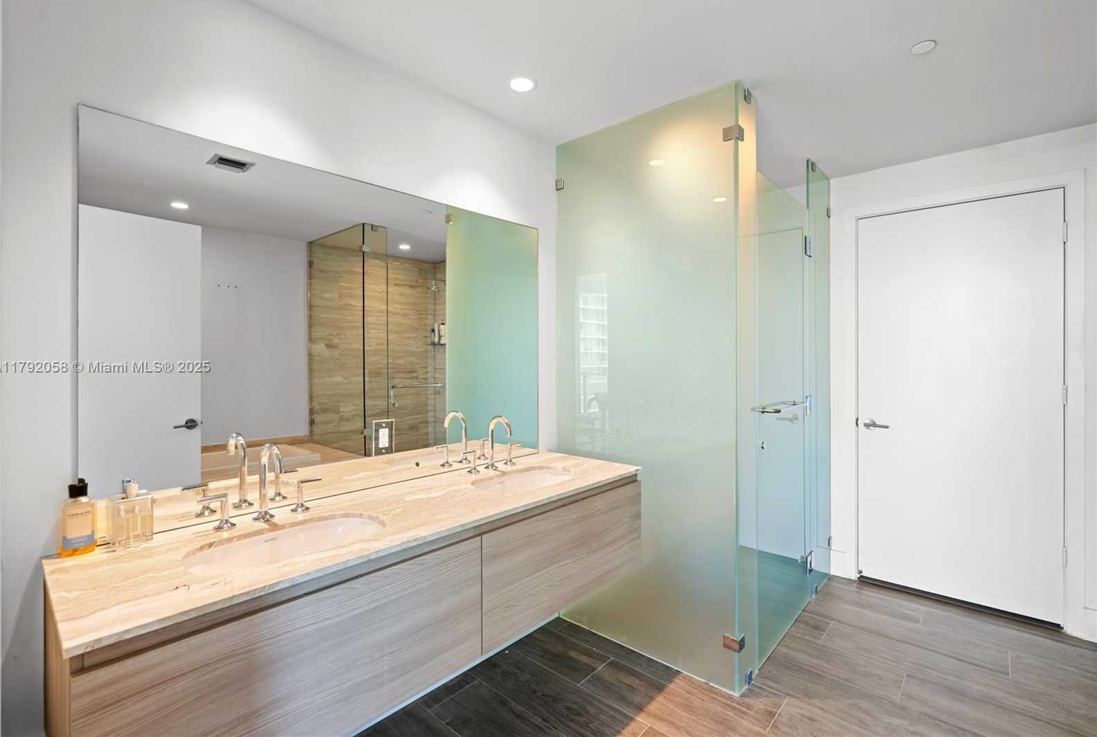 Small Image of 2900 NORTH EAST 7TH AVE #3901, Miami Number 37