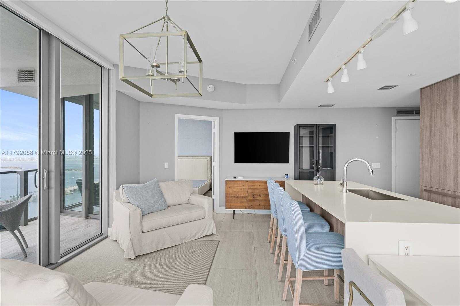 Small Image of 2900 NORTH EAST 7TH AVE #3901, Miami Number 4