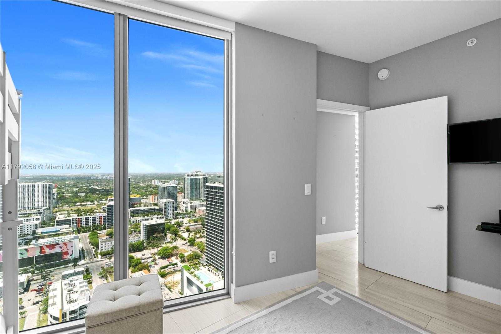 Small Image of 2900 NORTH EAST 7TH AVE #3901, Miami Number 41