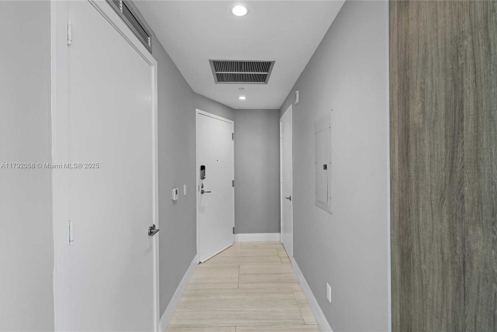 Small Image of 2900 NORTH EAST 7TH AVE #3901, Miami Number 46